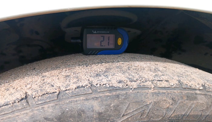 2012 Hyundai Verna FLUIDIC 1.6 VTVT EX, Petrol, Manual, 58,165 km, tyre