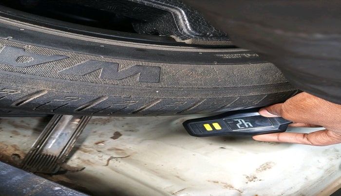 2019 Maruti Vitara Brezza ZDI PLUS, Diesel, Manual, 1,23,261 km, tyre