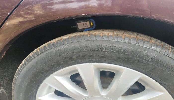 2011 Nissan Teana 250XL, Petrol, Automatic, 1,21,366 km, tyre