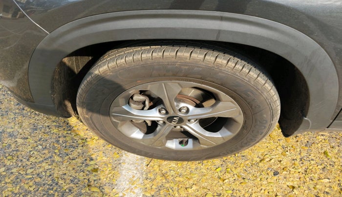 2020 KIA SELTOS HTK PLUS 1.5, Petrol, Manual, 65,727 km, tyre