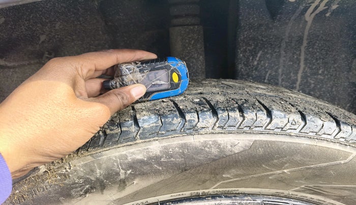 2022 Tata PUNCH ACCOMPLISHED MT, Petrol, Manual, 99,516 km, tyre