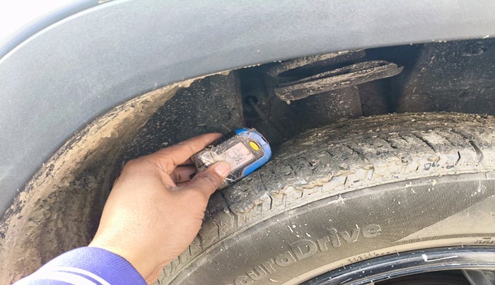 2022 Tata PUNCH ACCOMPLISHED MT, Petrol, Manual, 99,516 km, tyre