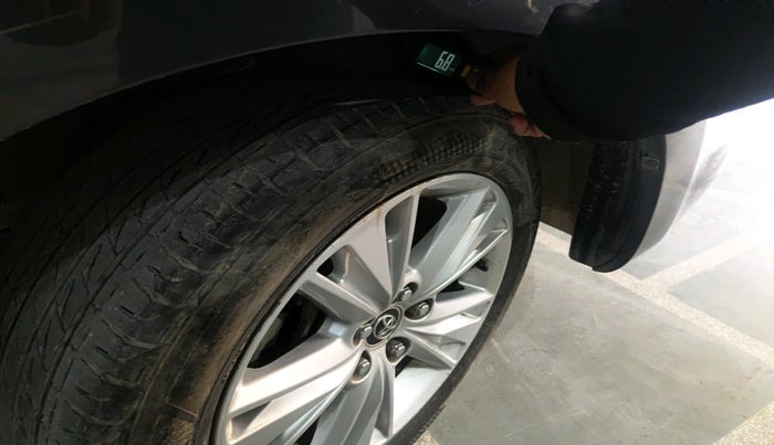 2018 Toyota Innova Crysta 2.7 ZX AT 7 STR, Petrol, Automatic, 58,092 km, tyre