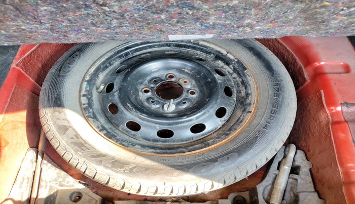 2017 Tata TIGOR XT PETROL, Petrol, Manual, 1,65,236 km, tyre