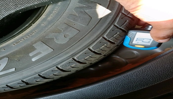 2016 Honda Jazz 1.2L I-VTEC V AT, Petrol, Automatic, 22,324 km, tyre