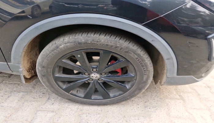 2023 MG ASTOR  SMART BLACK STORM EDITION CVT, Petrol, Automatic, 16,086 km, tyre