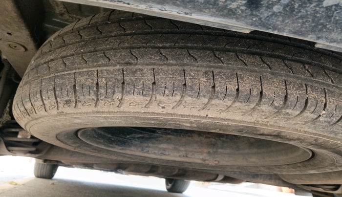 2023 KIA CARENS  PRESTIGE PLUS 1.5 TURBO PETROL DCT 7 STR, Petrol, Automatic, 28,832 km, tyre