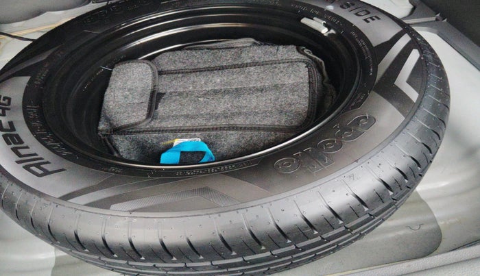 2024 Hyundai Creta SX TECH 1.5 PETROL iVT, Petrol, Automatic, 30,336 km, tyre