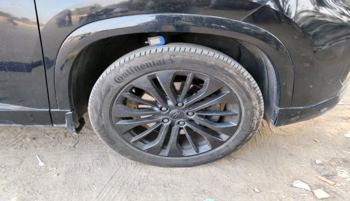 2021 MG HECTOR SHARP 1.5 PETROL CVT, Petrol, Automatic, 93,000 km, tyre