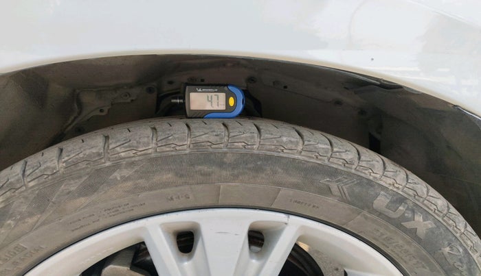 2017 Toyota Innova Crysta 2.8 GX AT 7 STR, Diesel, Automatic, 98,461 km, tyre