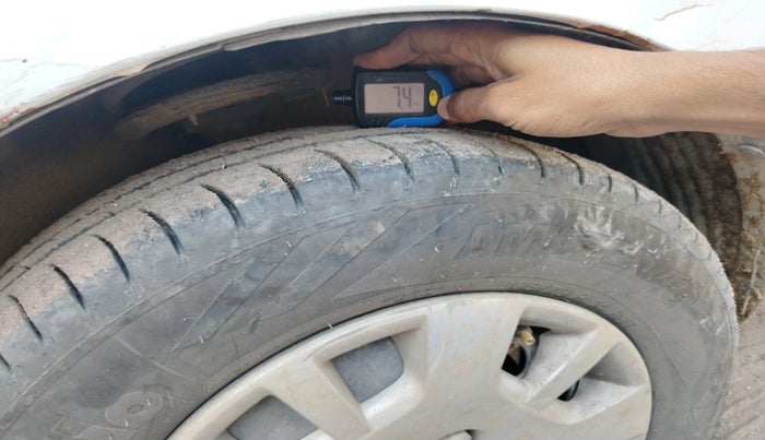 2012 Hyundai i20 MAGNA 1.4 CRDI, Diesel, Manual, 1,63,004 km, tyre