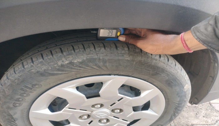 2024 Hyundai EXTER S 1.2 CNG MT, Petrol, Manual, 20,926 km, tyre