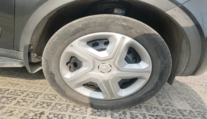 2019 Tata NEXON XM DIESEL, Diesel, Manual, 1,14,585 km, tyre