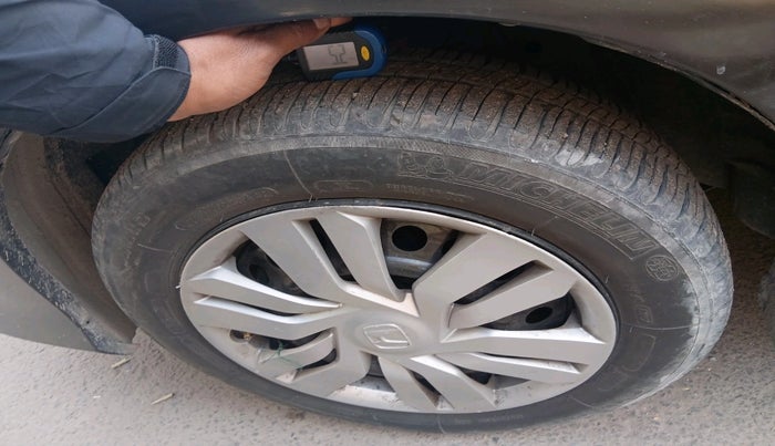 2015 Honda City 1.5L I-VTEC SV, Petrol, Manual, 64,087 km, tyre