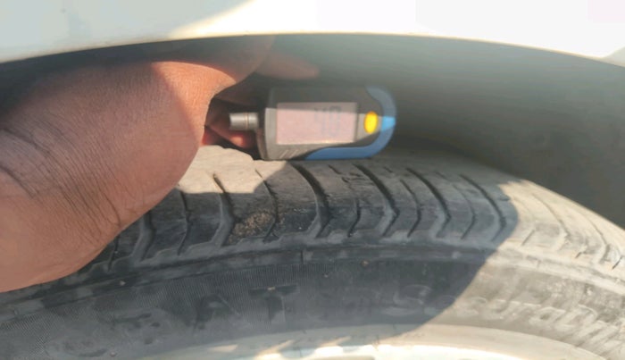 2015 Mercedes Benz A Class A200 CDI SPORT, Diesel, Automatic, 90,269 km, tyre