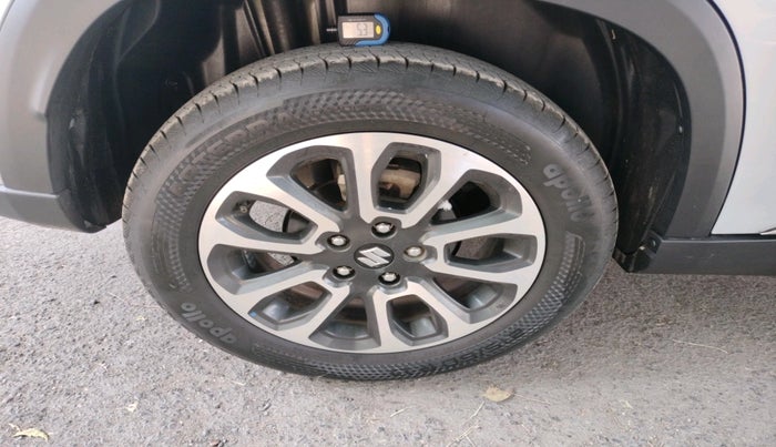 2023 Maruti Grand Vitara ZETA SMART HYBRID AT, Petrol, Automatic, 39,533 km, tyre