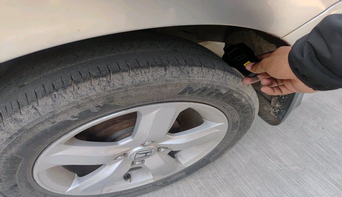 2012 Honda City 1.5L I-VTEC S MT, Petrol, Manual, 1,38,141 km, tyre