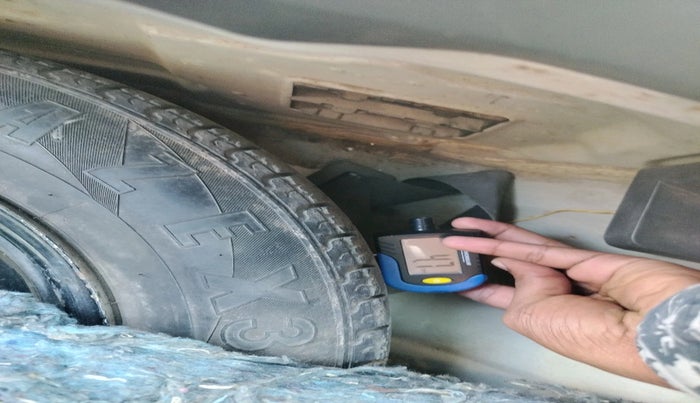 2011 Maruti A Star VXI (ABS) AT, Petrol, Automatic, 1,04,903 km, tyre