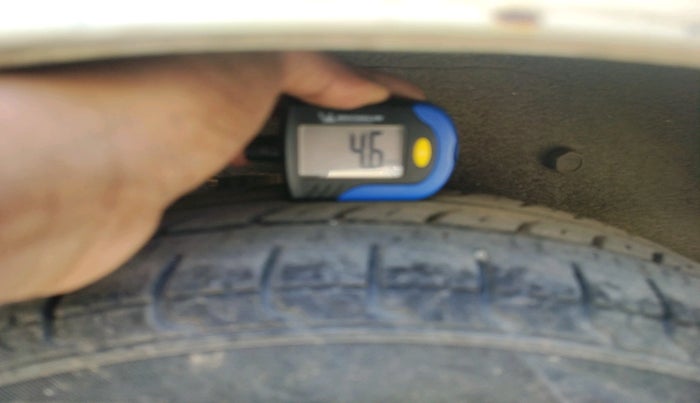 2011 Maruti A Star VXI (ABS) AT, Petrol, Automatic, 1,04,903 km, tyre