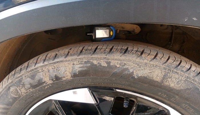 2025 KIA SONET HTK Plus (O) 1.2 Petrol MT, Petrol, Manual, 21,203 km, tyre