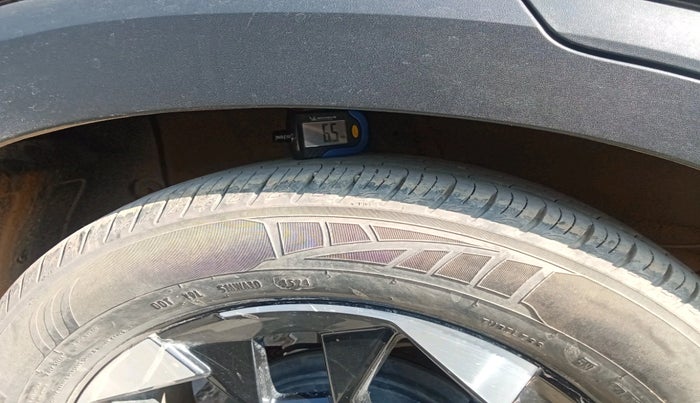 2025 KIA SONET HTK Plus (O) 1.2 Petrol MT, Petrol, Manual, 21,203 km, tyre