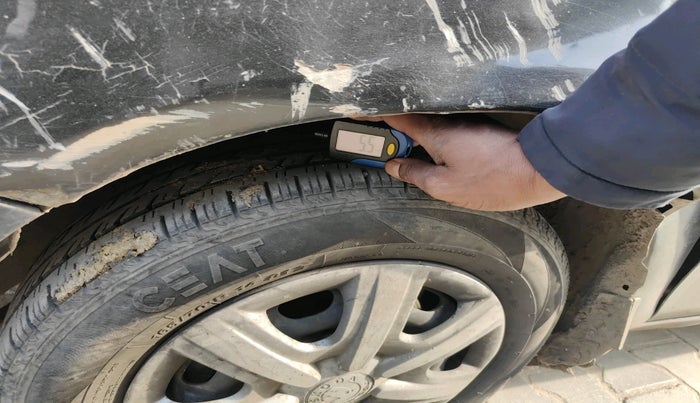 2011 Skoda Fabia ACTIVE 1.2 MPI, CNG, Manual, 1,02,563 km, tyre