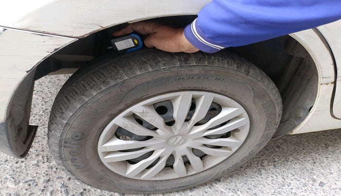 2018 Maruti Dzire VXI, Petrol, Manual, 91,912 km, tyre