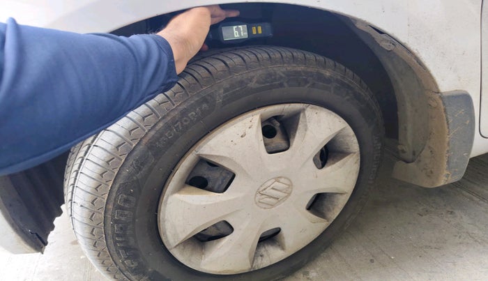 2019 Maruti New Wagon-R VXI 1.0, Petrol, Manual, 82,950 km, tyre