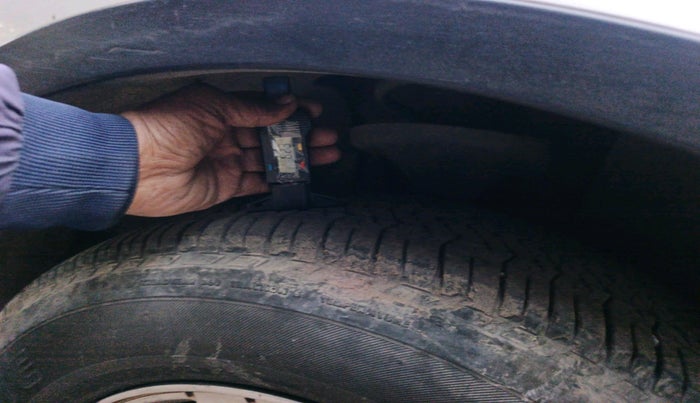 2016 Mahindra XUV500 W10 1.99, Diesel, Manual, 1,42,139 km, tyre