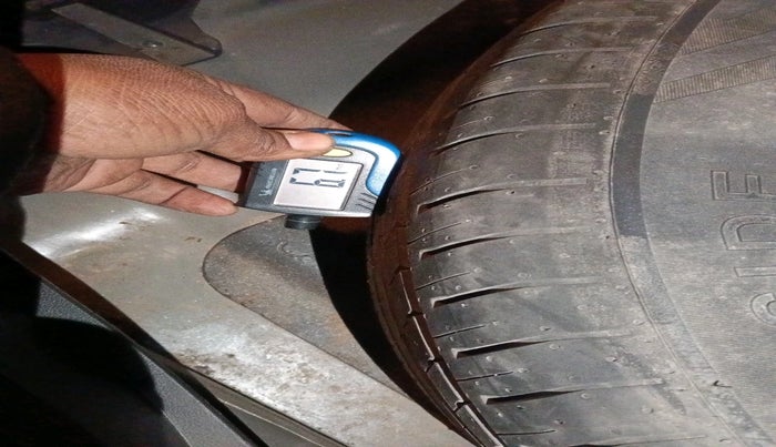 2022 Hyundai Creta SX 1.5 PETROL, Petrol, Manual, 27,949 km, tyre