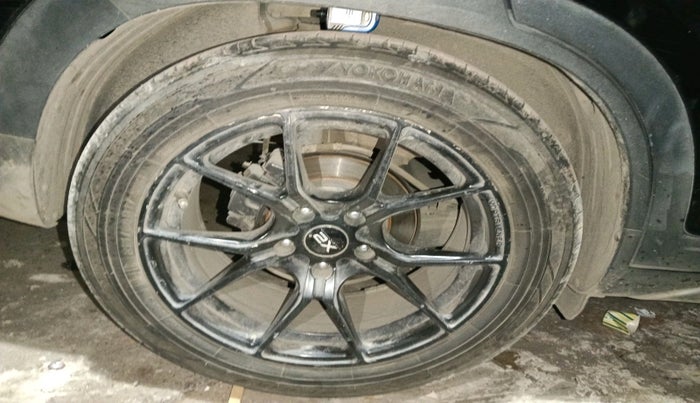 2022 Hyundai Creta SX 1.5 PETROL, Petrol, Manual, 27,949 km, tyre