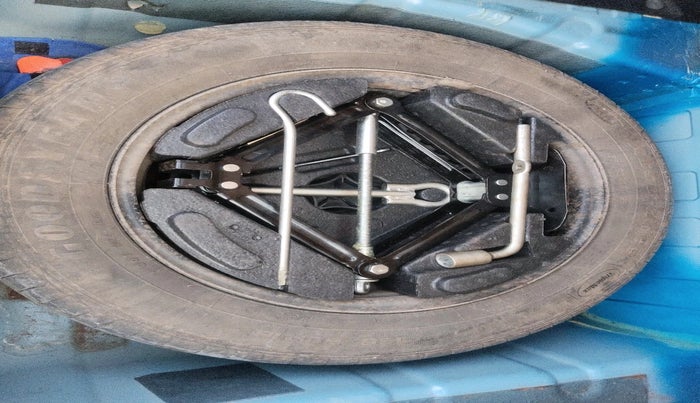 2018 Tata NEXON XM PETROL, Petrol, Manual, 41,537 km, tyre