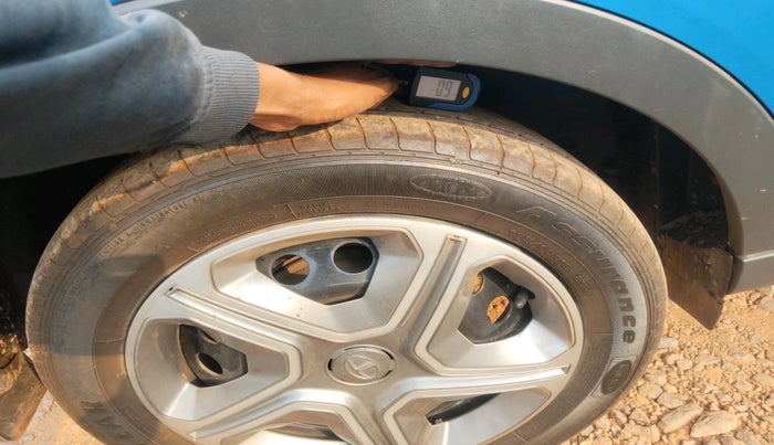 2018 Tata NEXON XM PETROL, Petrol, Manual, 41,537 km, tyre