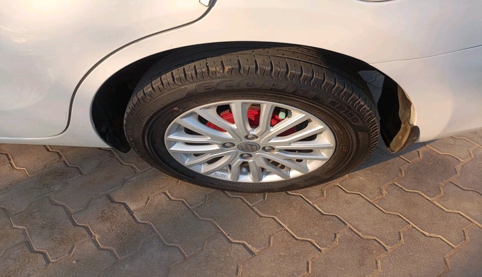 2023 Maruti Dzire ZXI CNG, Petrol, Manual, 55,671 km, tyre