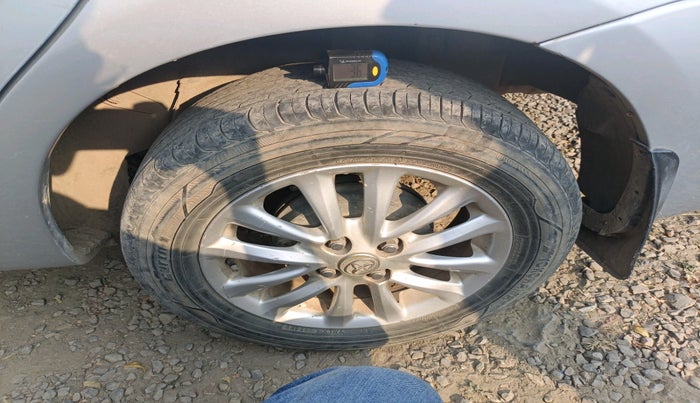 2015 Toyota Etios VX-D, Diesel, Manual, 1,15,214 km, tyre