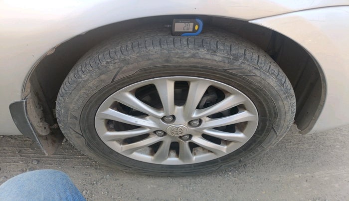 2015 Toyota Etios VX-D, Diesel, Manual, 1,15,214 km, tyre