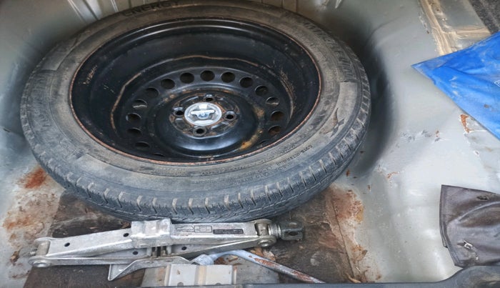 2014 Honda City 1.5L I-VTEC V MT, Petrol, Manual, 47,372 km, tyre