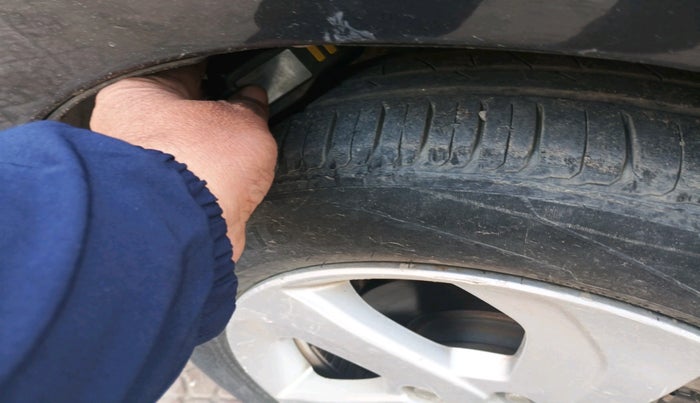 2014 Honda City 1.5L I-VTEC V MT, Petrol, Manual, 47,372 km, tyre