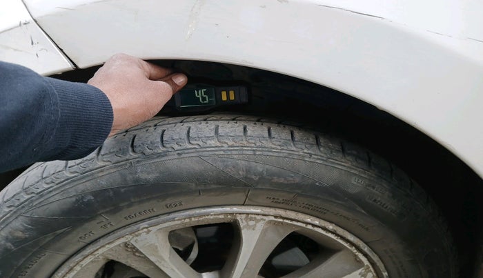 2016 Hyundai Grand i10 ASTA (O) AT 1.2 KAPPA VTVT, Petrol, Automatic, 93,597 km, tyre