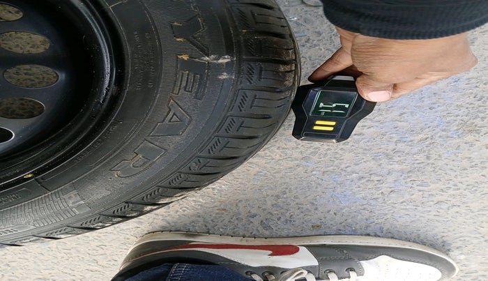 2016 Hyundai Grand i10 ASTA (O) AT 1.2 KAPPA VTVT, Petrol, Automatic, 93,597 km, tyre