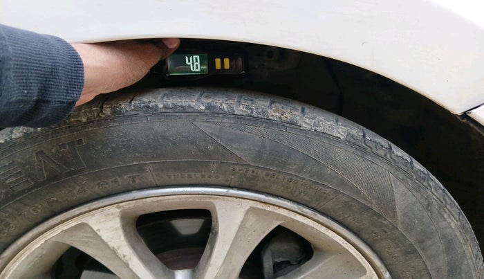 2016 Hyundai Grand i10 ASTA (O) AT 1.2 KAPPA VTVT, Petrol, Automatic, 93,597 km, tyre