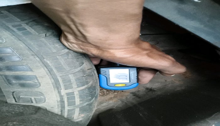 2011 Maruti Swift Dzire VDI, Diesel, Manual, 1,32,979 km, tyre