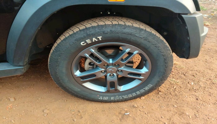 2025 Mahindra Thar LX PETROL HT 4WD AT, Petrol, Automatic, 3,355 km, tyre