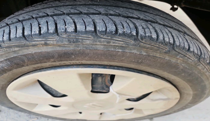 2012 Maruti Alto K10 VXI, Petrol, Manual, 63,640 km, tyre