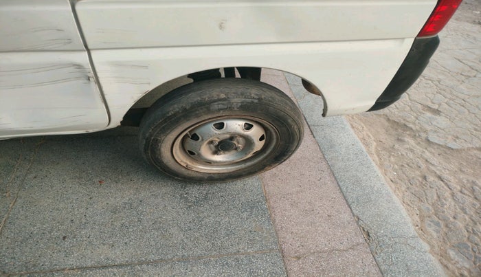 2019 Maruti Eeco 5 STR WITH A/C+HTR, Petrol, Manual, 86,998 km, tyre