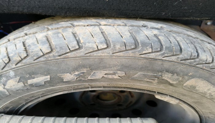 2011 Hyundai i10 ERA 1.1, Petrol, Manual, 84,248 km, tyre