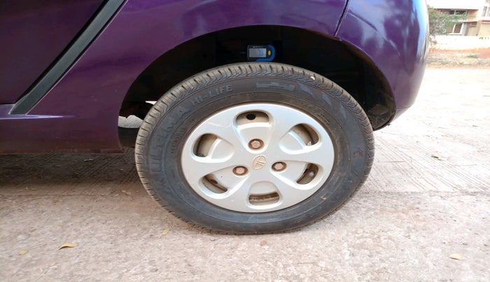 2016 Tata Nano TWIST XTA, Petrol, Automatic, 48,433 km, tyre