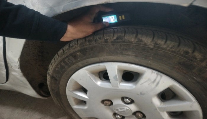 2013 Hyundai i20 MAGNA 1.2, Petrol, Manual, 1,06,856 km, tyre