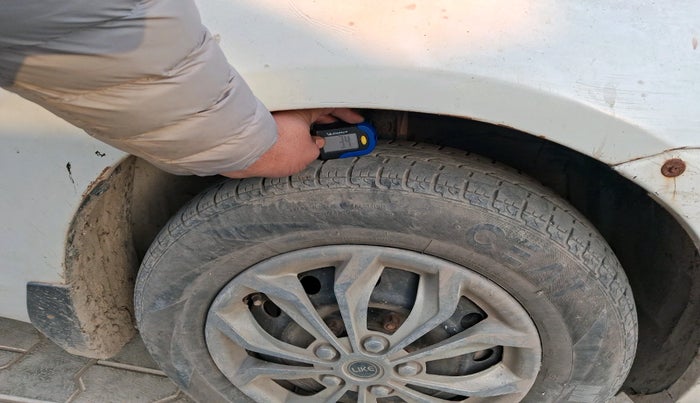 2016 Maruti Swift VDI, Diesel, Manual, 1,15,962 km, tyre