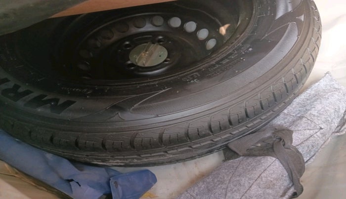 2022 Honda Amaze 1.2L I-VTEC VX, Petrol, Manual, 31,862 km, tyre